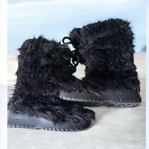 Colin Stuart Black Faux Fur Boots